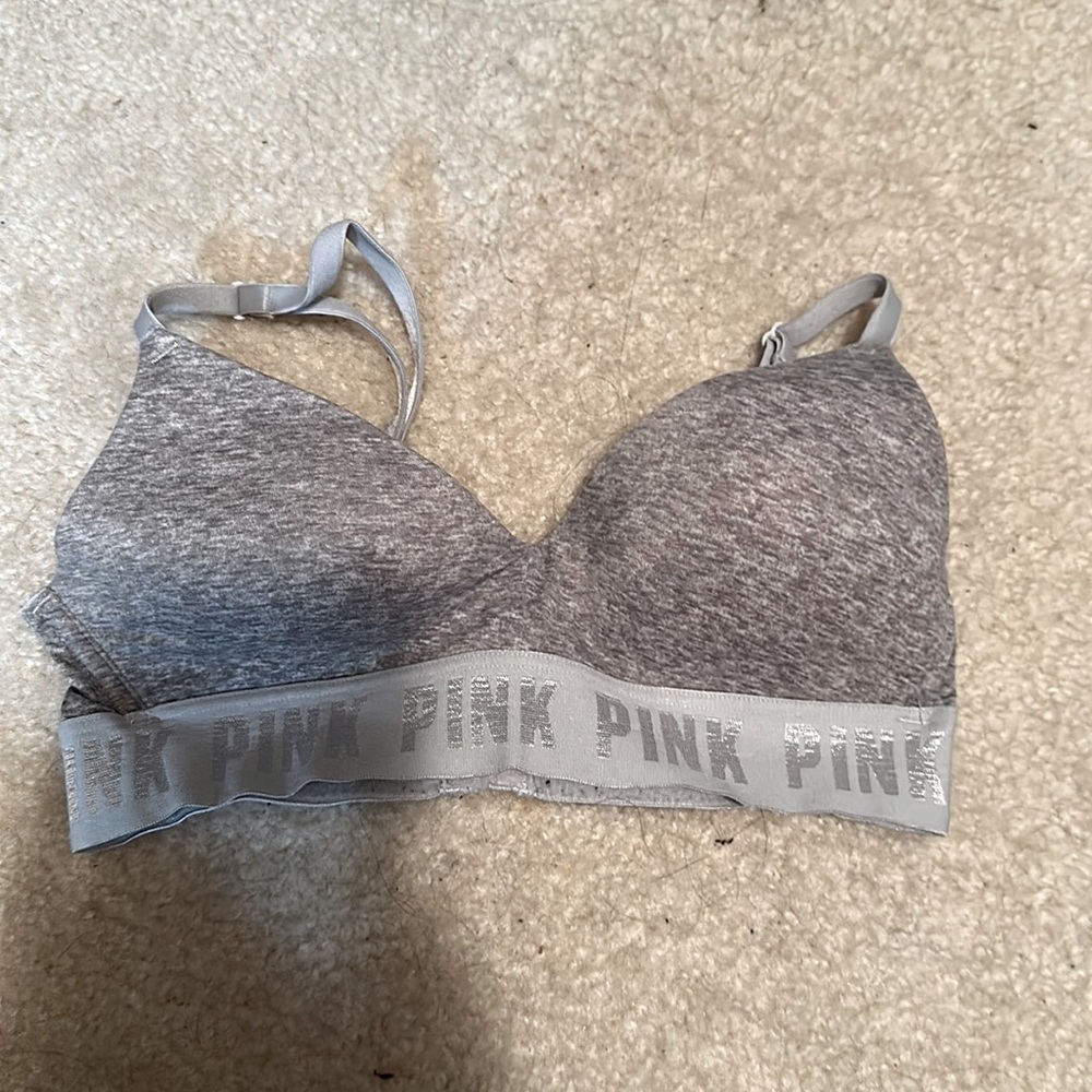 gray bra from pink size 32A